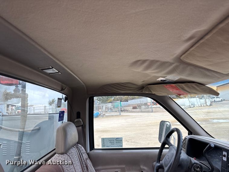 image for item EE4291 1999 Chevrolet C3500 bucket truck