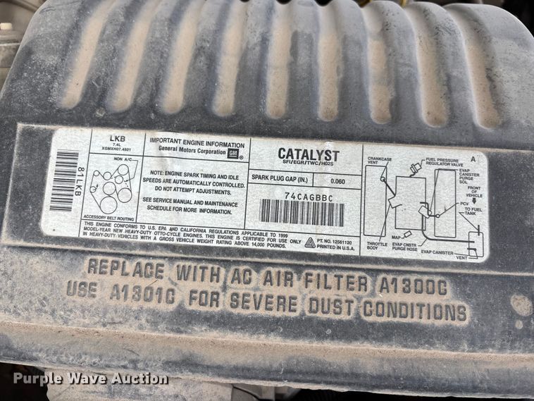 image for item EE4291 1999 Chevrolet C3500 bucket truck