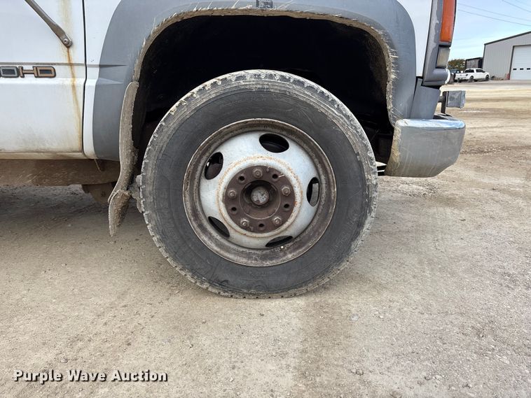 image for item EE4291 1999 Chevrolet C3500 bucket truck