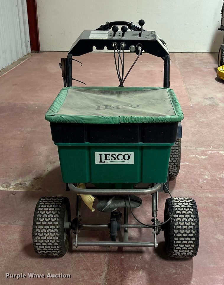 image for item EE4293 Lesco spreader