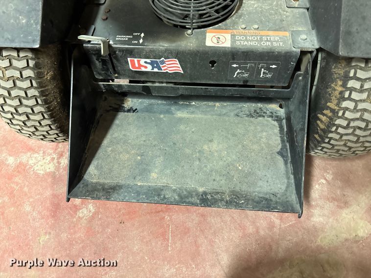 image for item EE4293 Lesco spreader