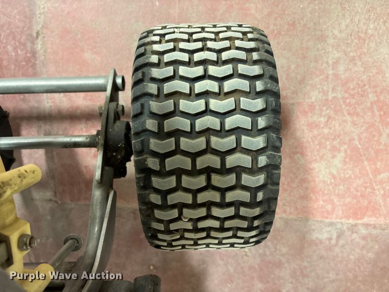 image for item EE4293 Lesco spreader