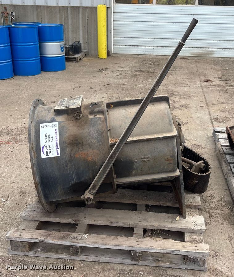 image for item EE4295 (2) Twin Disc SP318SB0 PTOs