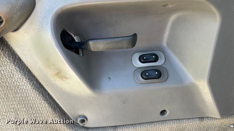 image for item EE4383 2000 Sterling A9500 Series semi truck