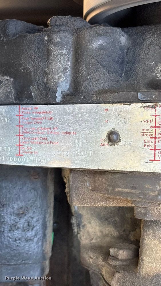 image for item EE4383 2000 Sterling A9500 Series semi truck