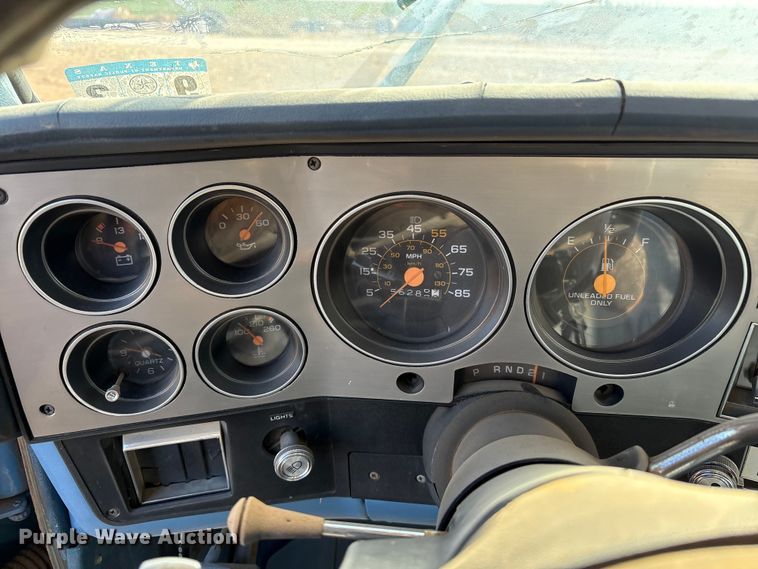 image for item EF6173 1985 Chevrolet C10 pickup truck