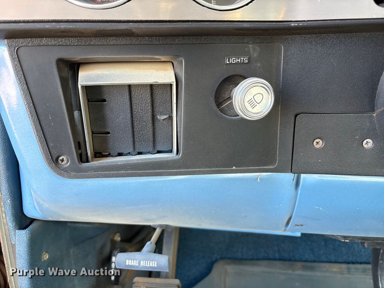 image for item EF6173 1985 Chevrolet C10 pickup truck