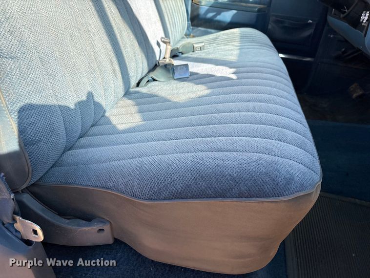 image for item EF6173 1985 Chevrolet C10 pickup truck