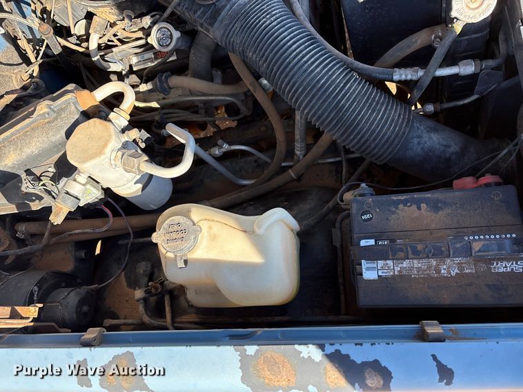 image for item EF6173 1985 Chevrolet C10 pickup truck