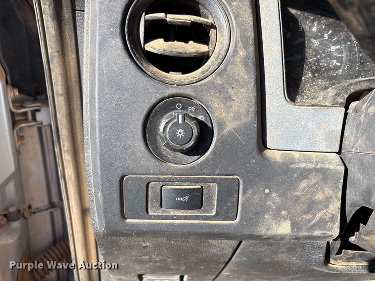 image for item EF6174 2013 Ford F150 XL pickup truck