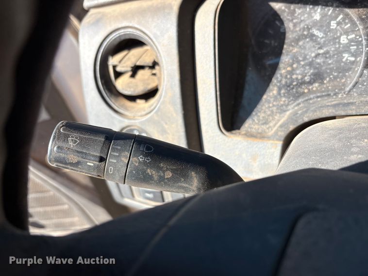 image for item EF6174 2013 Ford F150 XL pickup truck