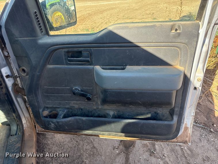 image for item EF6174 2013 Ford F150 XL pickup truck