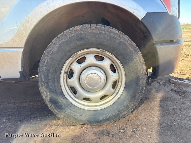 image for item EF6174 2013 Ford F150 XL pickup truck