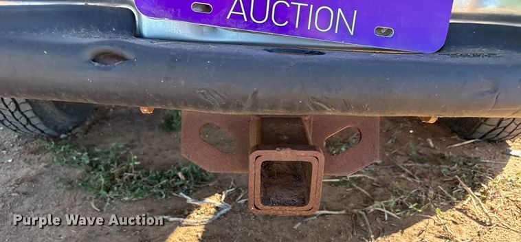 image for item EF6175 2004 Ford F250 Super Duty SuperCab pickup truck