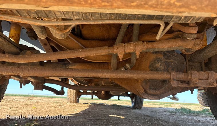 image for item EF6175 2004 Ford F250 Super Duty SuperCab pickup truck