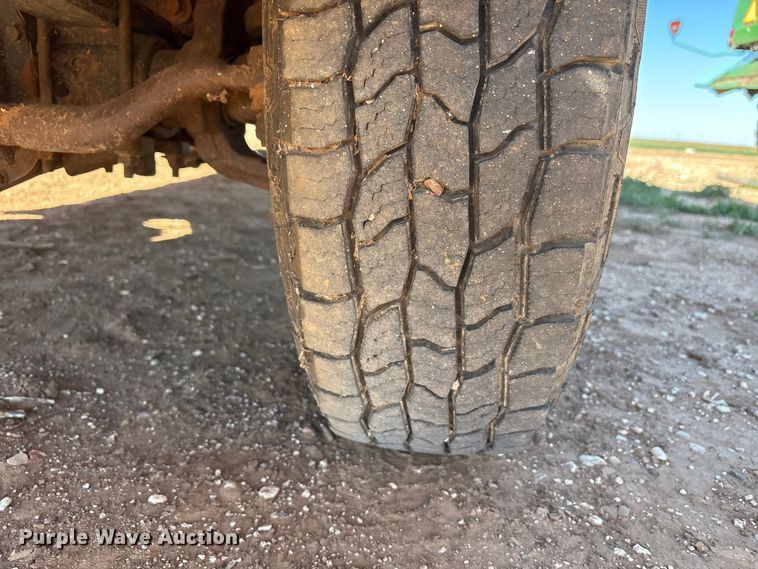 image for item EF6175 2004 Ford F250 Super Duty SuperCab pickup truck