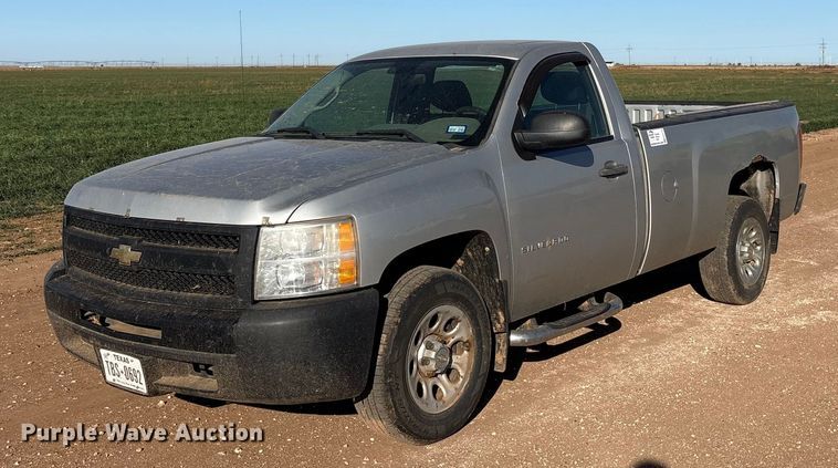 image for item EF6176 2010 Chevrolet Silverado 1500 pickup truck