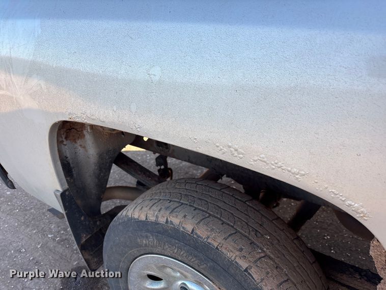 image for item EF6176 2010 Chevrolet Silverado 1500 pickup truck
