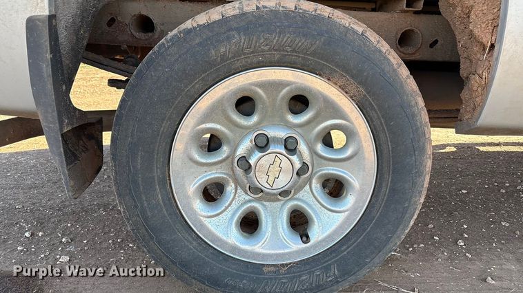 image for item EF6176 2010 Chevrolet Silverado 1500 pickup truck