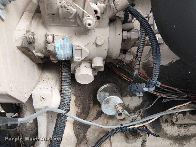 image for item EG1684 2013 International  4300M7 street sweeper truck