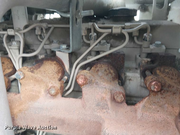 image for item EG1684 2013 International  4300M7 street sweeper truck