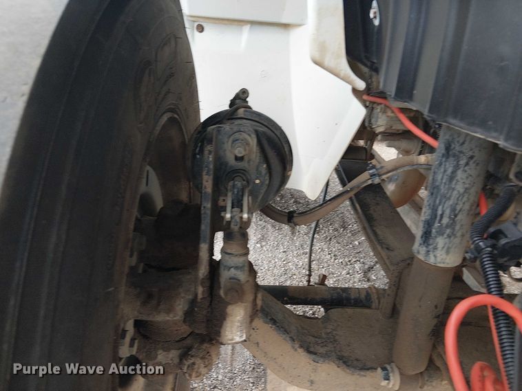 image for item EG1684 2013 International  4300M7 street sweeper truck