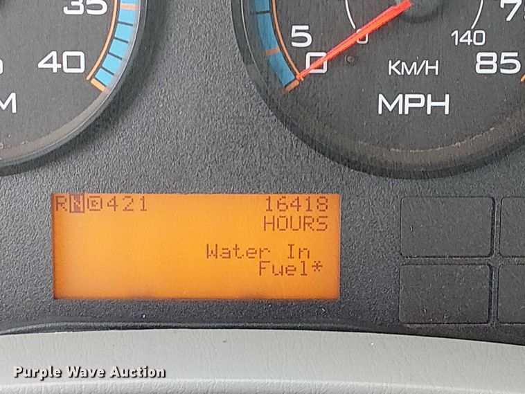 image for item EG1684 2013 International  4300M7 street sweeper truck