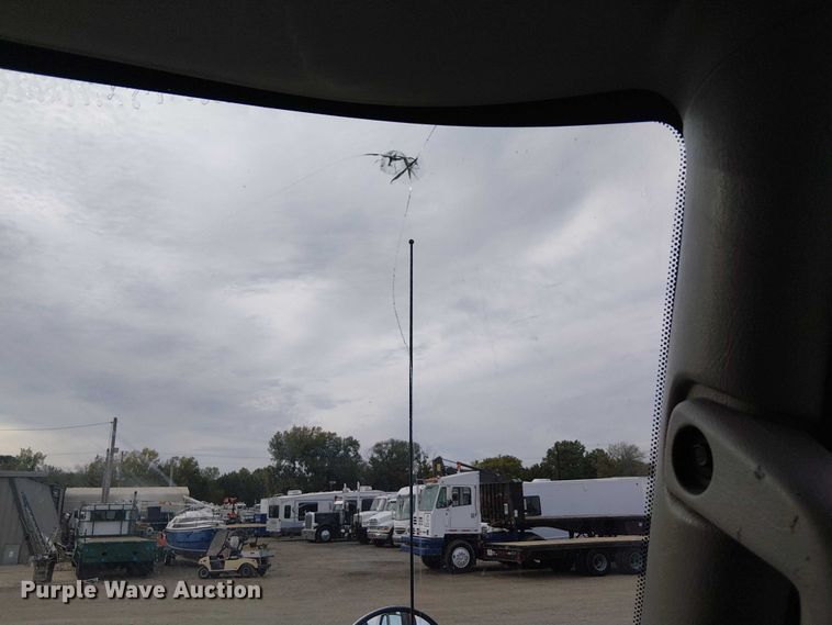 image for item EG1684 2013 International  4300M7 street sweeper truck