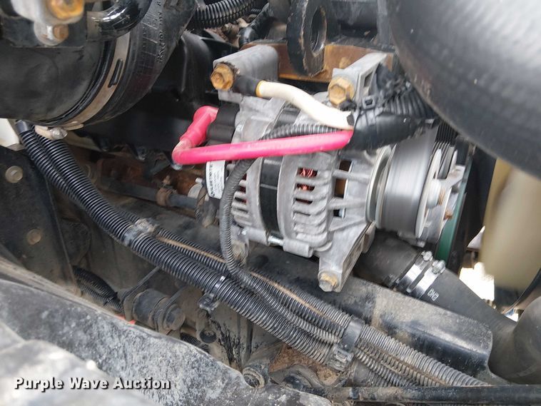 image for item EG1684 2013 International  4300M7 street sweeper truck