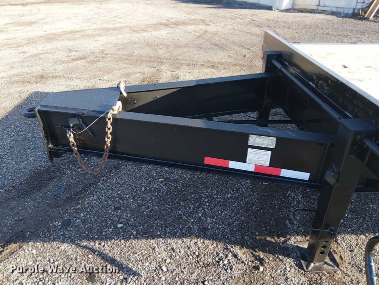 image for item EG1691 2004 May Trailer Mfg. LLC flatbed trailer