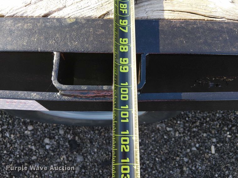 image for item EG1691 2004 May Trailer Mfg. LLC flatbed trailer