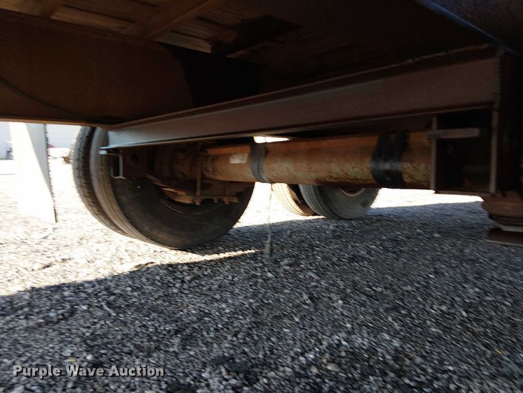 image for item EG1691 2004 May Trailer Mfg. LLC flatbed trailer