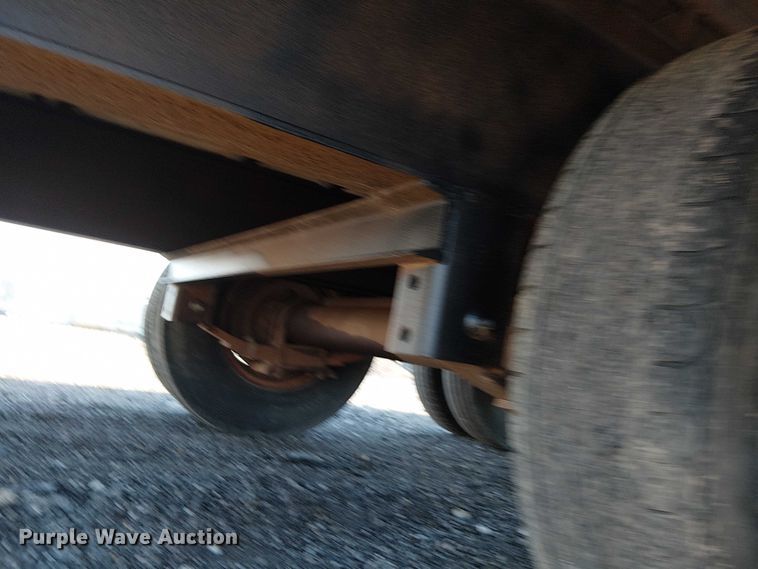 image for item EG1691 2004 May Trailer Mfg. LLC flatbed trailer