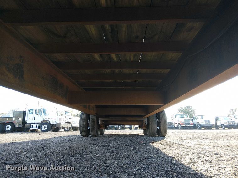 image for item EG1691 2004 May Trailer Mfg. LLC flatbed trailer