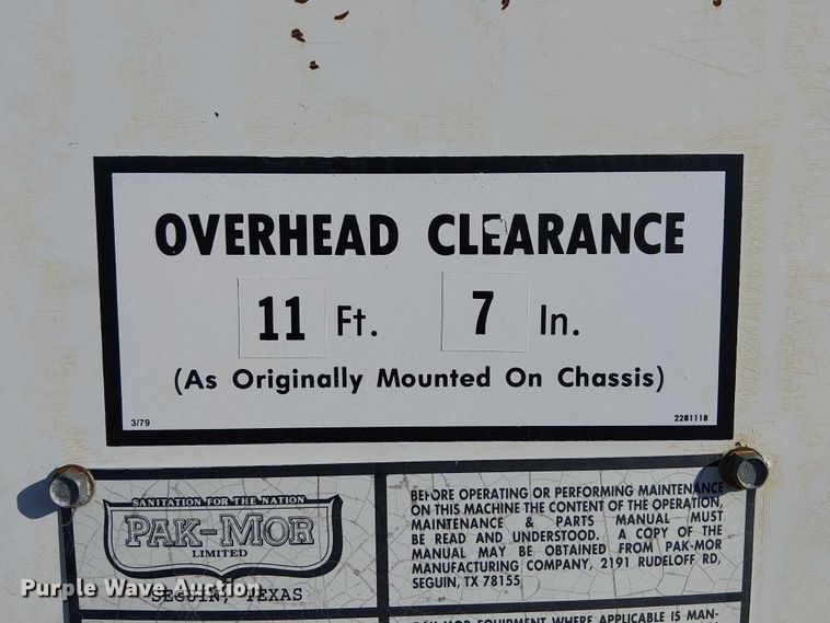 image for item EG1692 2005 Sterling  Acterra refuse truck