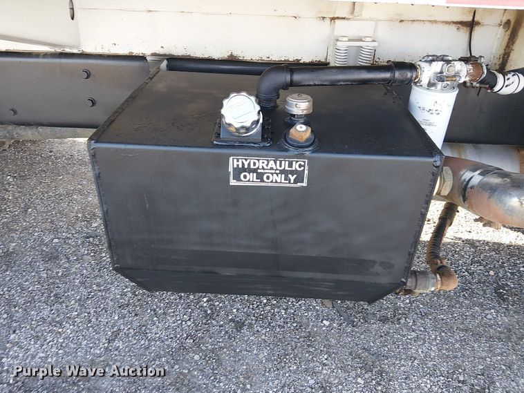 image for item EG1692 2005 Sterling  Acterra refuse truck