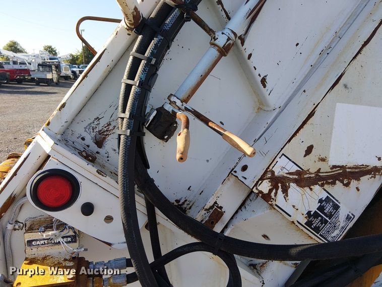 image for item EG1692 2005 Sterling  Acterra refuse truck