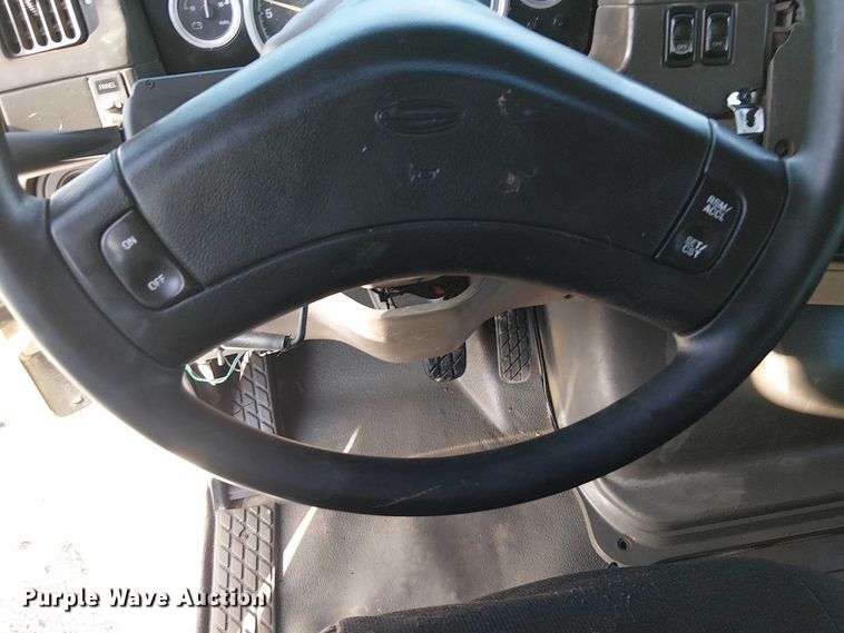 image for item EG1692 2005 Sterling  Acterra refuse truck