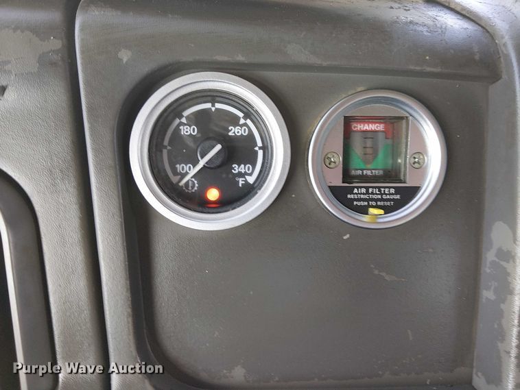 image for item EG1692 2005 Sterling  Acterra refuse truck