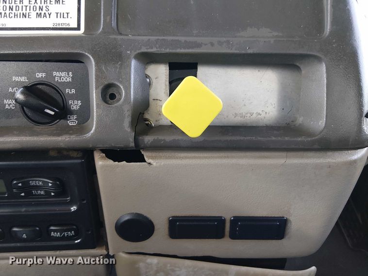 image for item EG1692 2005 Sterling  Acterra refuse truck