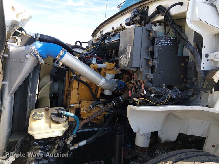 image for item EG1692 2005 Sterling  Acterra refuse truck