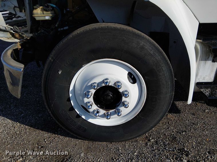 image for item EG1692 2005 Sterling  Acterra refuse truck