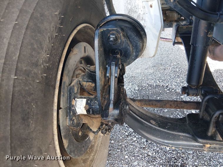 image for item EG1692 2005 Sterling  Acterra refuse truck