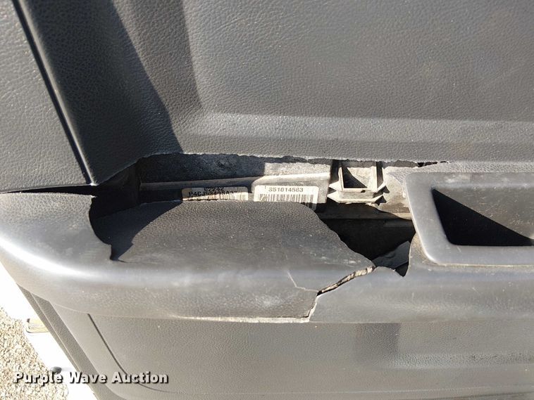 image for item EG1693 2012 Dodge Ram 3500 flatbed truck