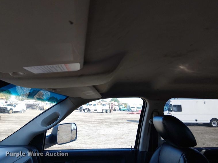 image for item EG1693 2012 Dodge Ram 3500 flatbed truck