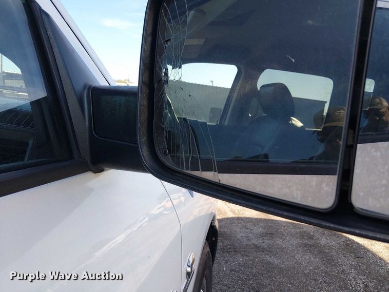 image for item EG1693 2012 Dodge Ram 3500 flatbed truck