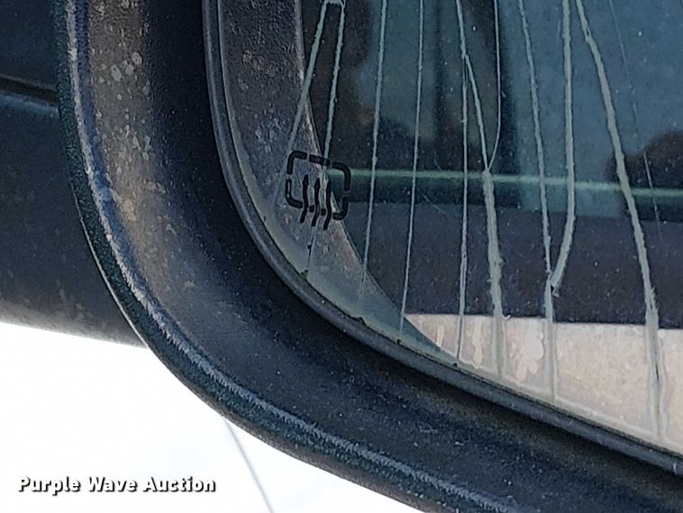 image for item EG1693 2012 Dodge Ram 3500 flatbed truck