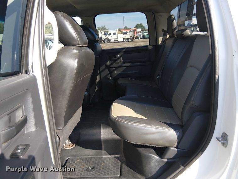 image for item EG1693 2012 Dodge Ram 3500 flatbed truck