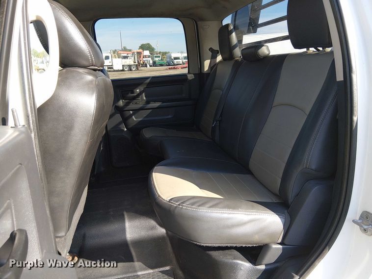 image for item EG1693 2012 Dodge Ram 3500 flatbed truck