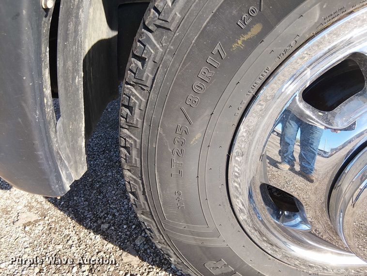 image for item EG1693 2012 Dodge Ram 3500 flatbed truck